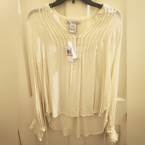 American Rag size Small ivory top - Picture 1 of 4